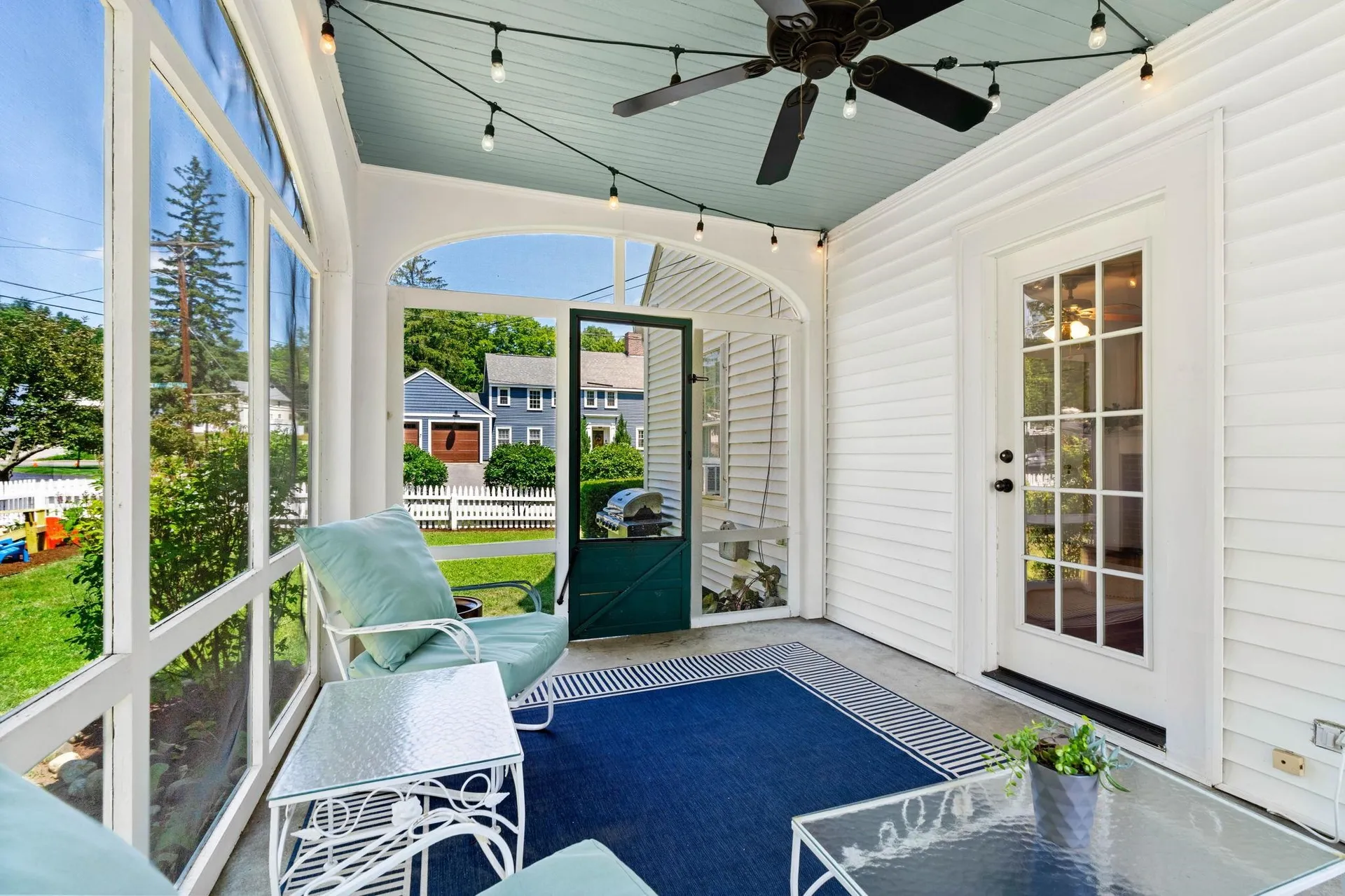 16 Brookline Street Nashua NH 03064