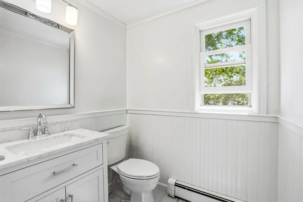 828 West Main Street Hillsborough NH 03244