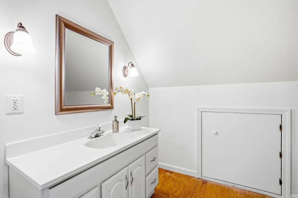 828 West Main Street Hillsborough NH 03244