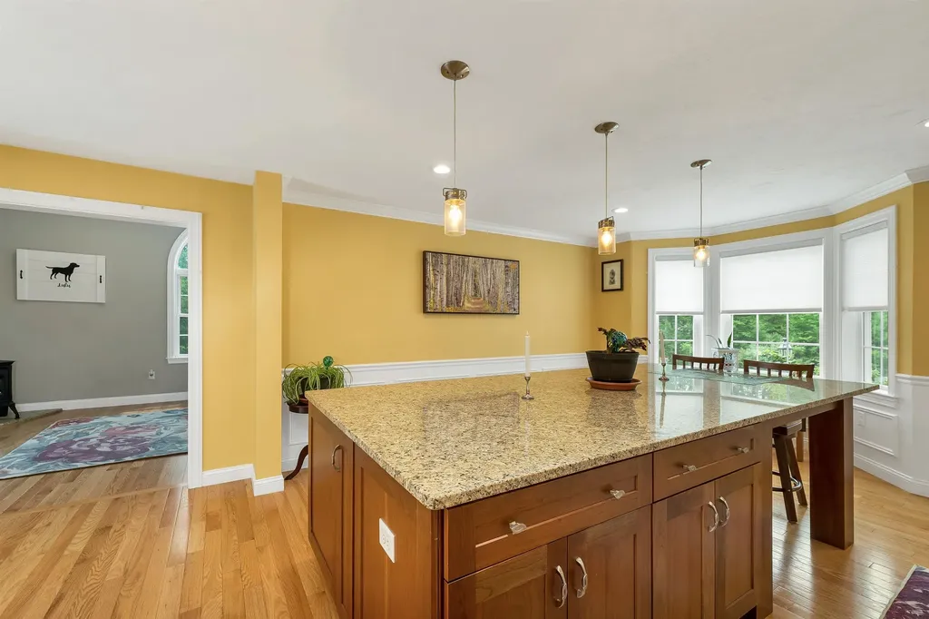 95 Olde Bridge Lane Epping NH 03042