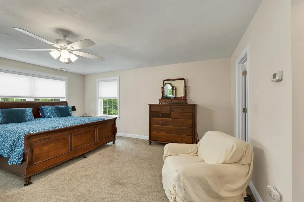 95 Olde Bridge Lane Epping NH 03042