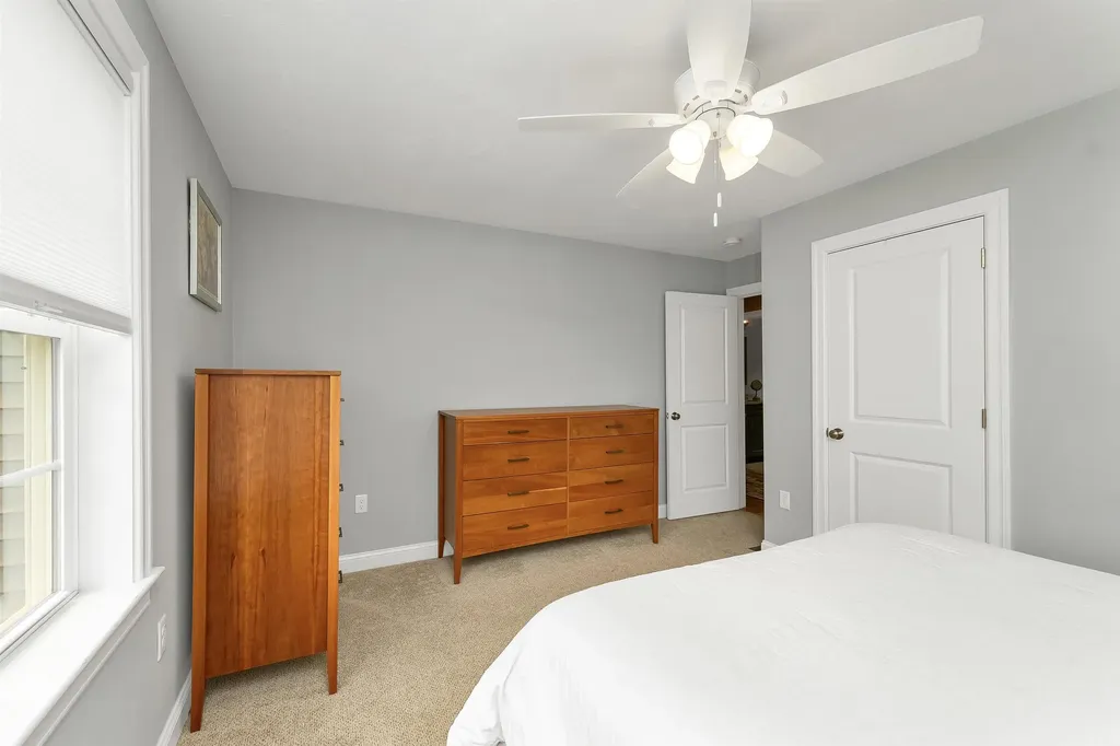95 Olde Bridge Lane Epping NH 03042