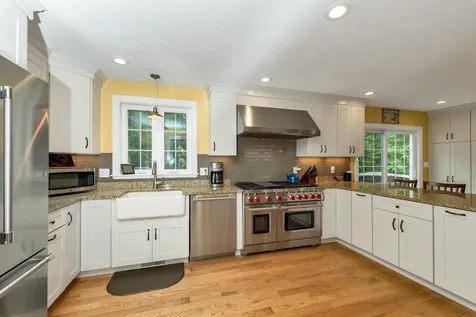 95 Olde Bridge Lane Epping NH 03042