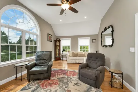 95 Olde Bridge Lane Epping NH 03042