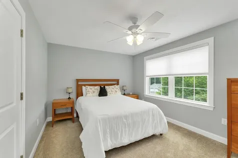 95 Olde Bridge Lane Epping NH 03042