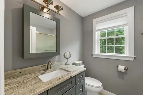 95 Olde Bridge Lane Epping NH 03042