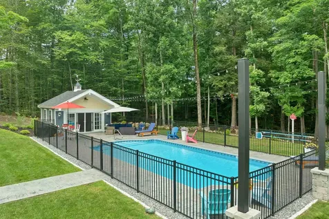 95 Olde Bridge Lane Epping NH 03042