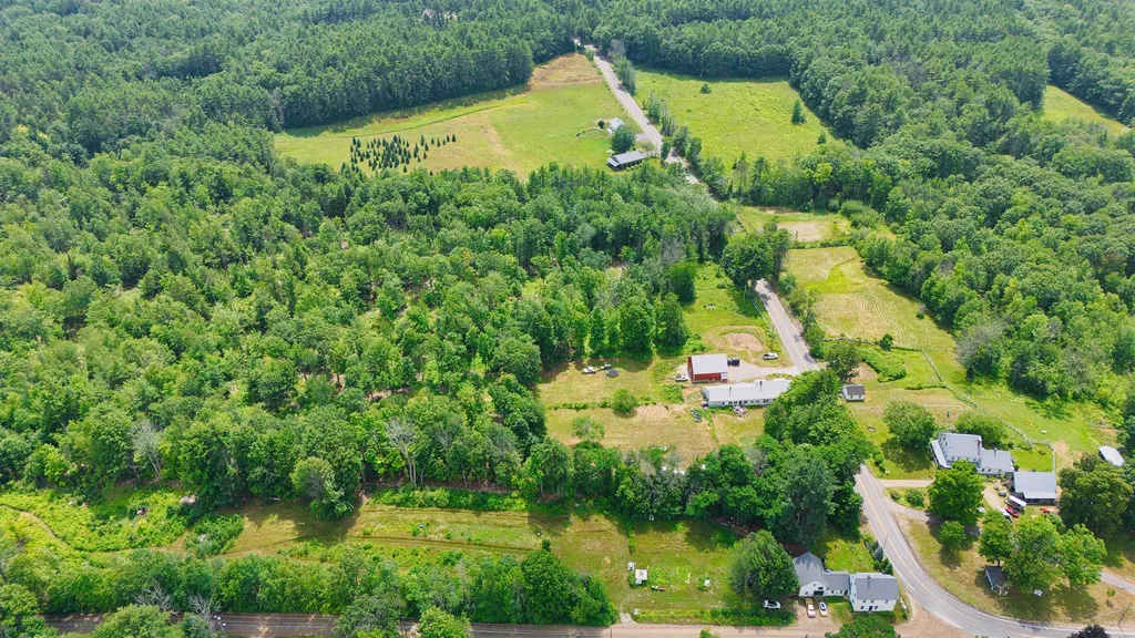 681 Province Lake Road Effingham NH 03882