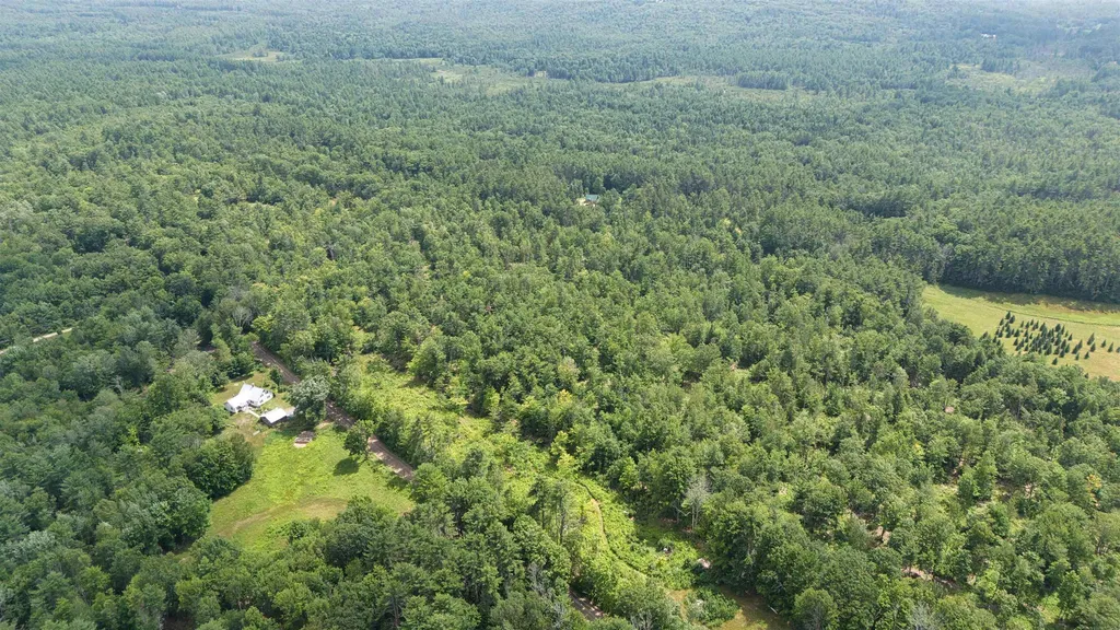 681 Province Lake Road Effingham NH 03882