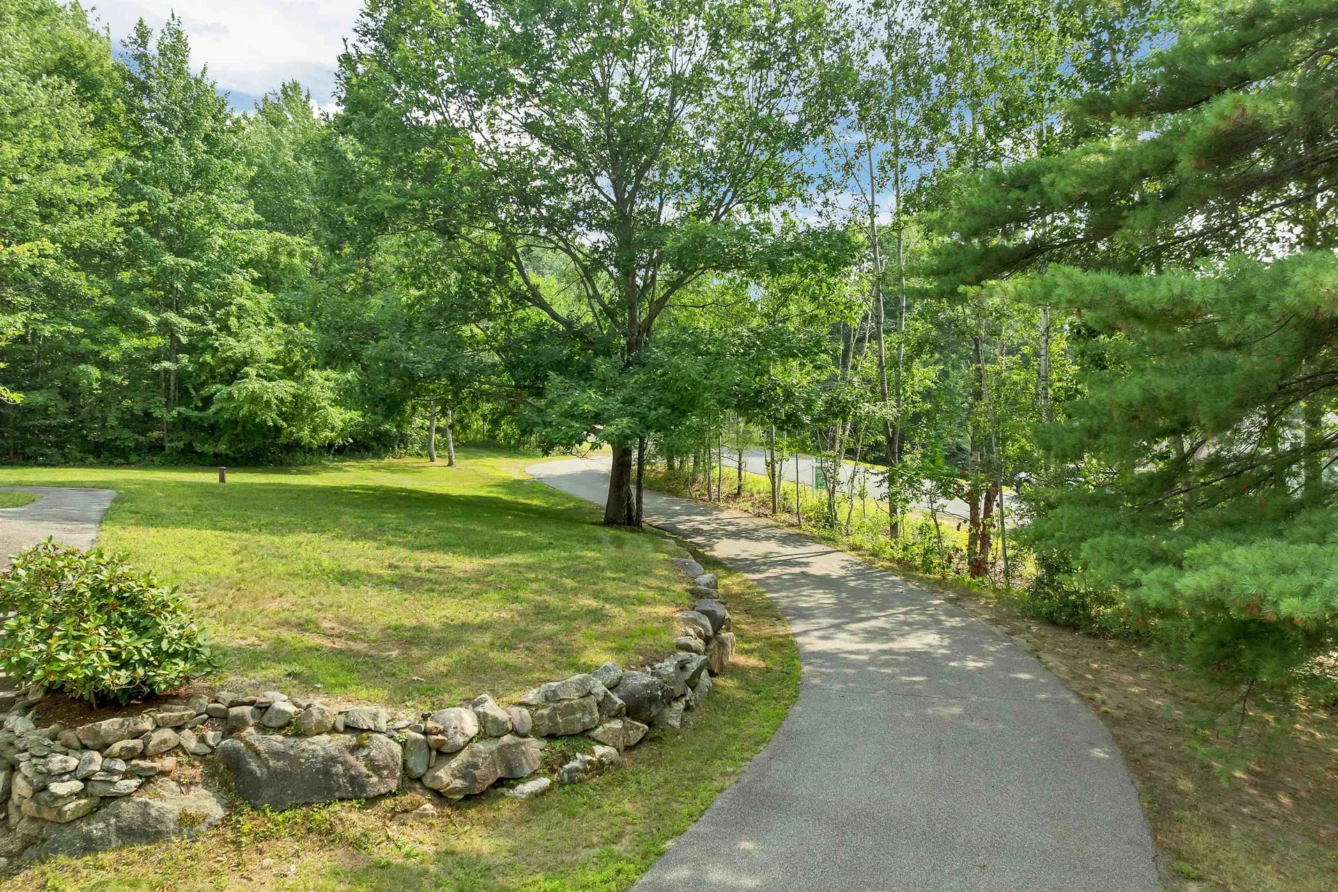 101 Byam Road New Boston NH 03070