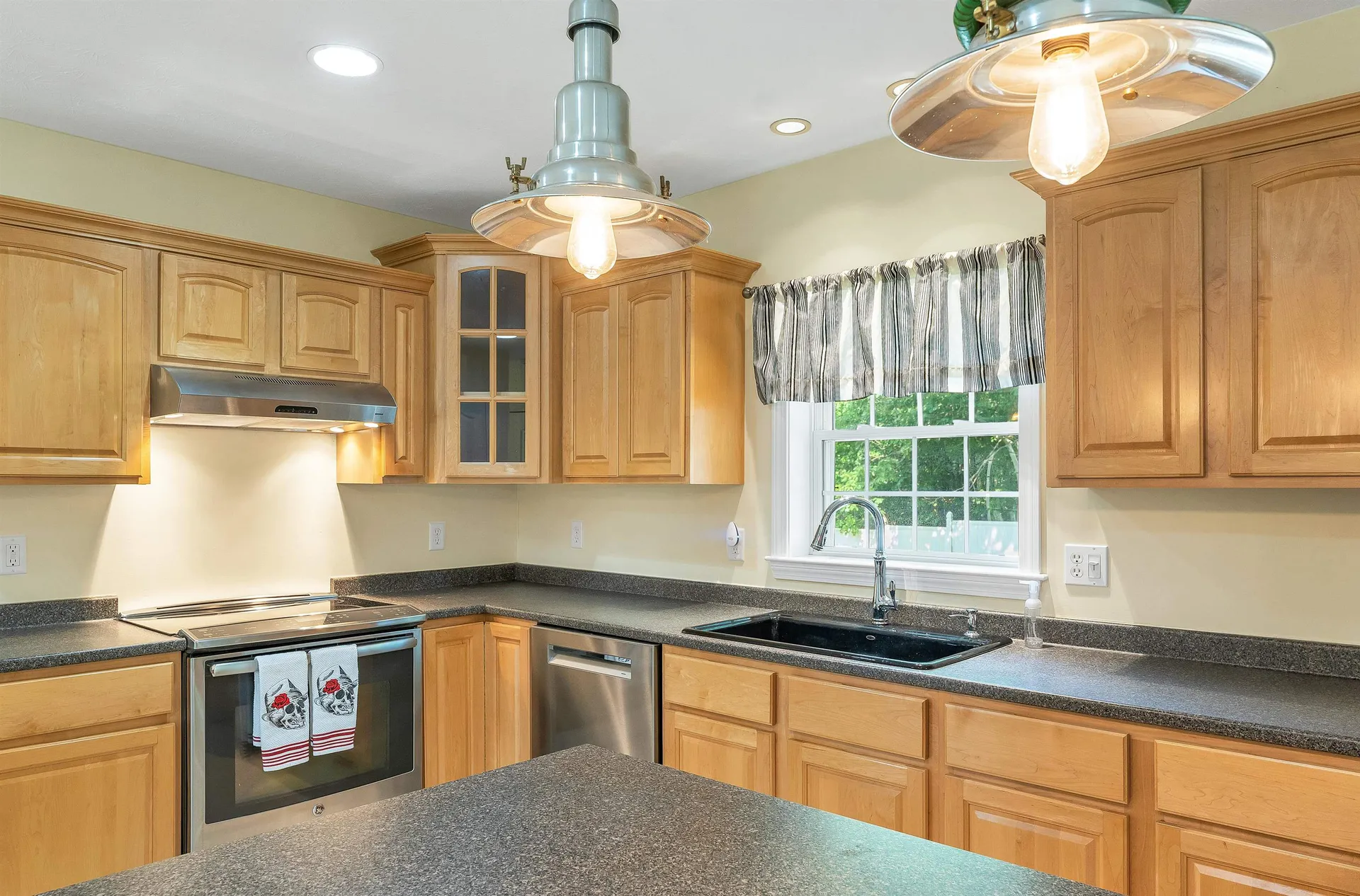 101 Byam Road New Boston NH 03070