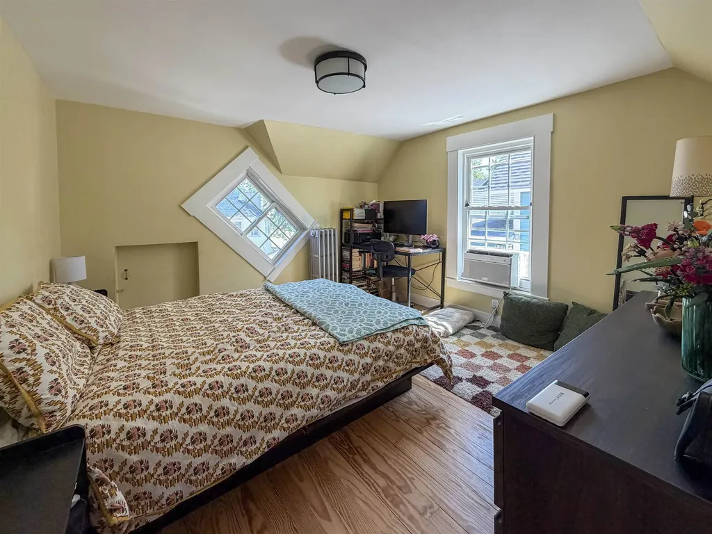 256 Lowell Street Manchester NH 03104-5063