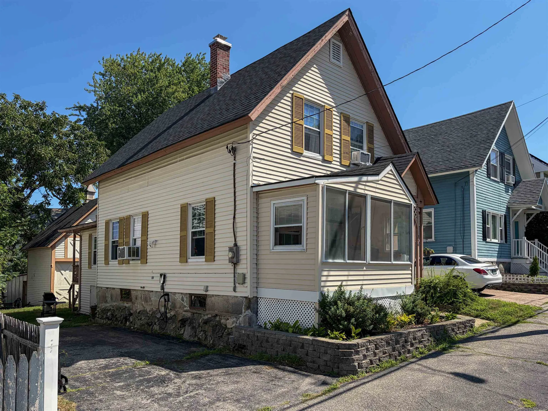 256 Lowell Street Manchester NH 03104-5063