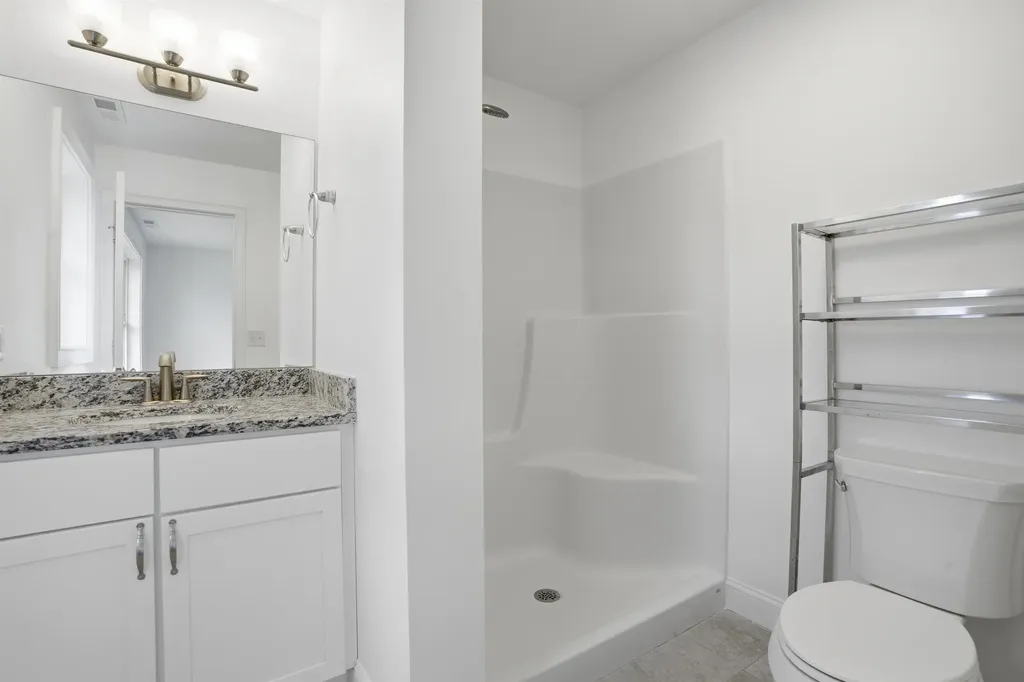 18 Dumaine Avenue Nashua NH 03063