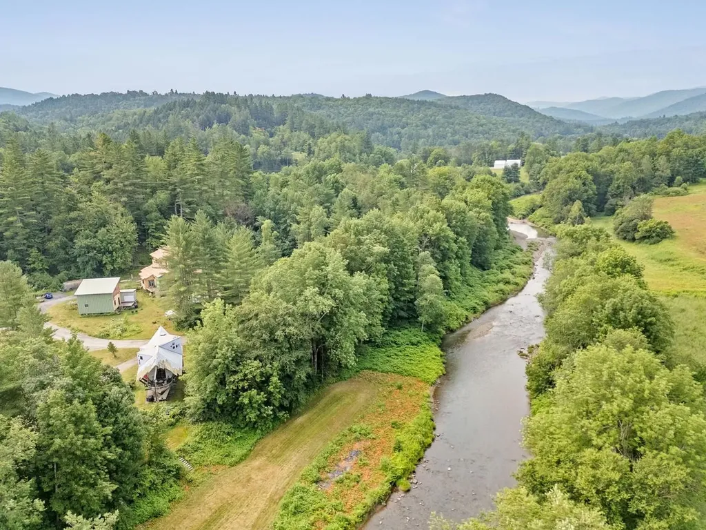 149 Folsom Brook Drive Waitsfield VT 05673