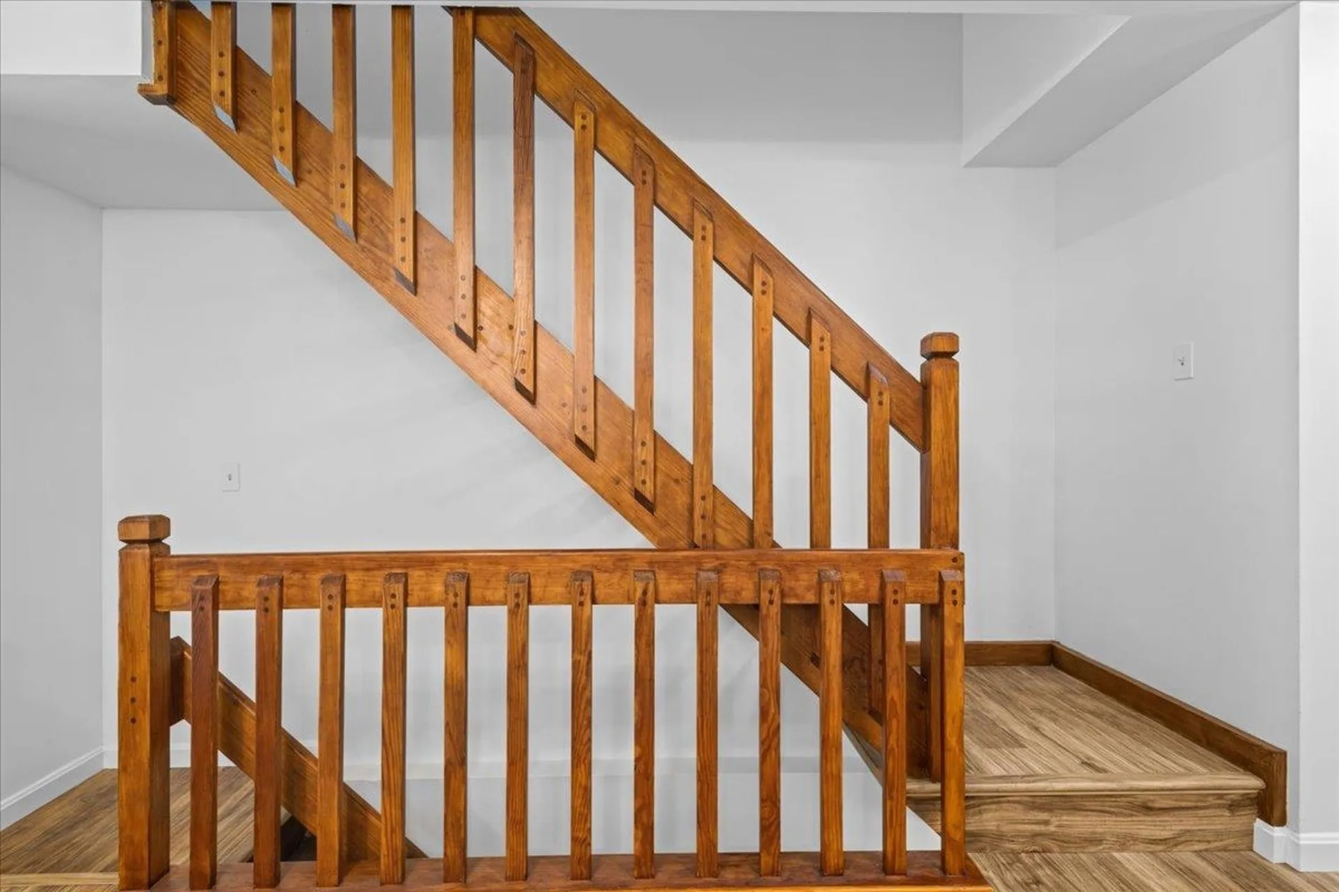 156 Whispering Pines Colchester VT 05446