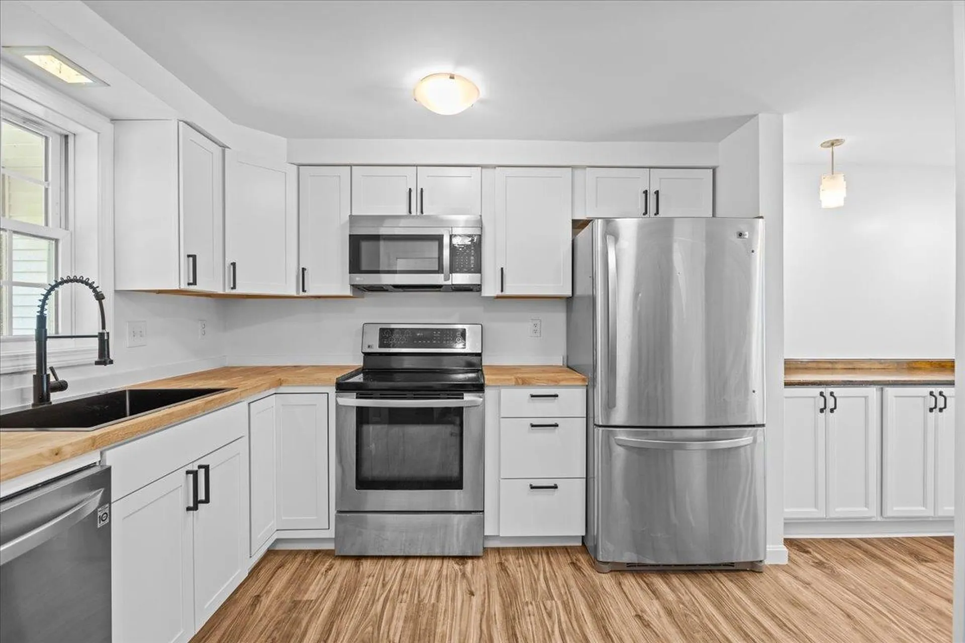 156 Whispering Pines Colchester VT 05446