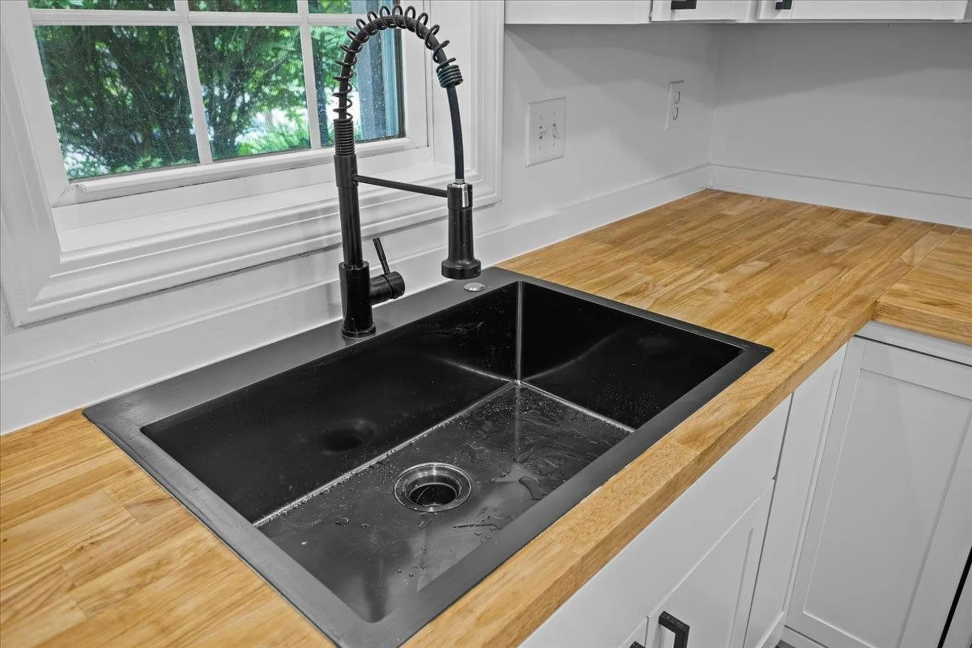 156 Whispering Pines Colchester VT 05446