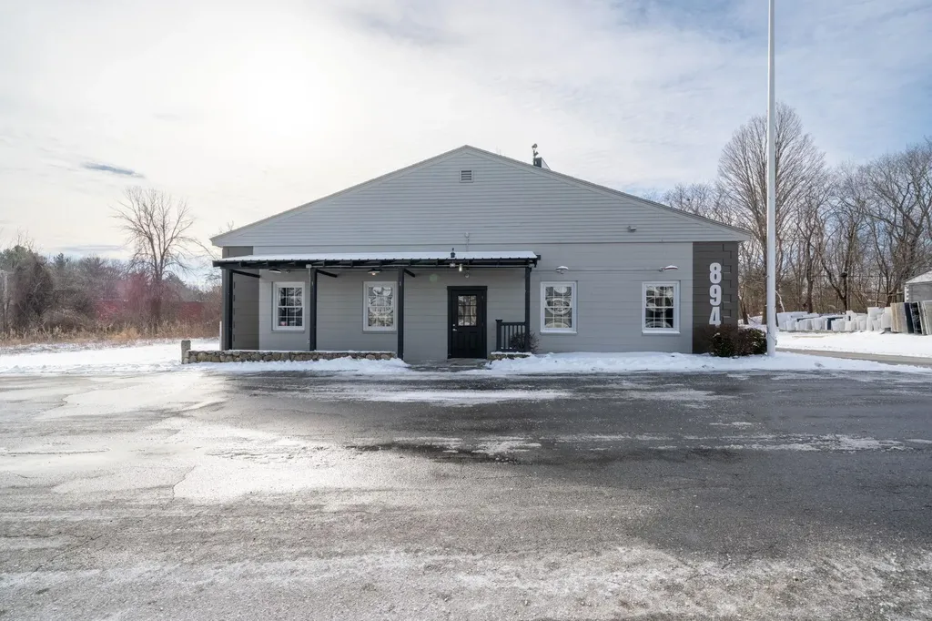894 Lafayette Road Seabrook NH 03874