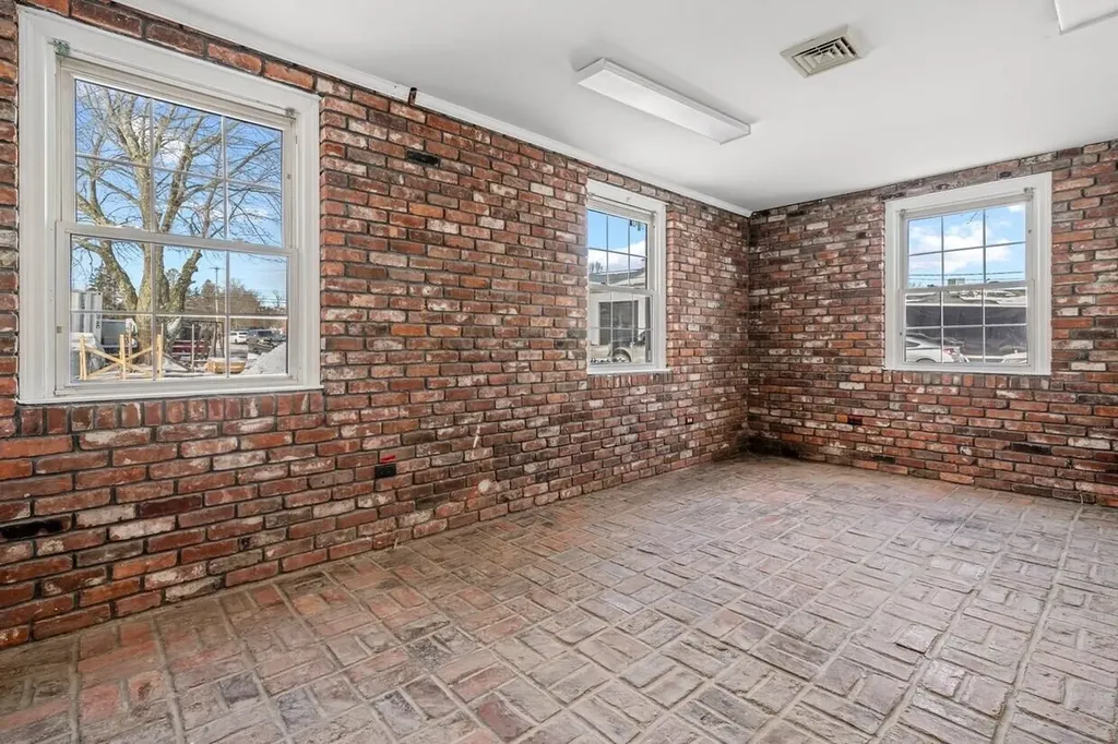 894 Lafayette Road Seabrook NH 03874