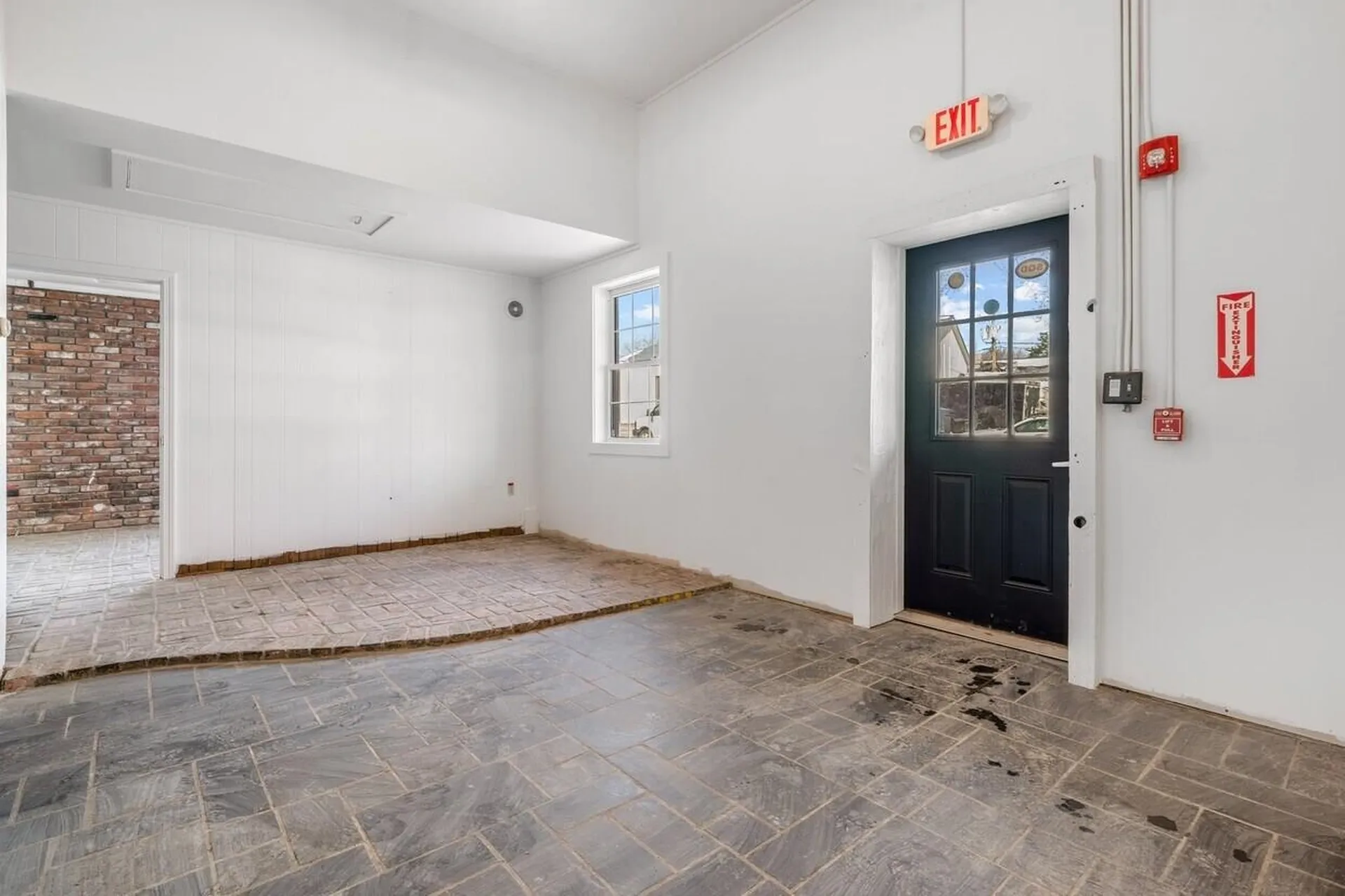 894 Lafayette Road Seabrook NH 03874