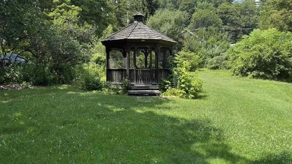 6 Crescent Street Randolph VT 05060