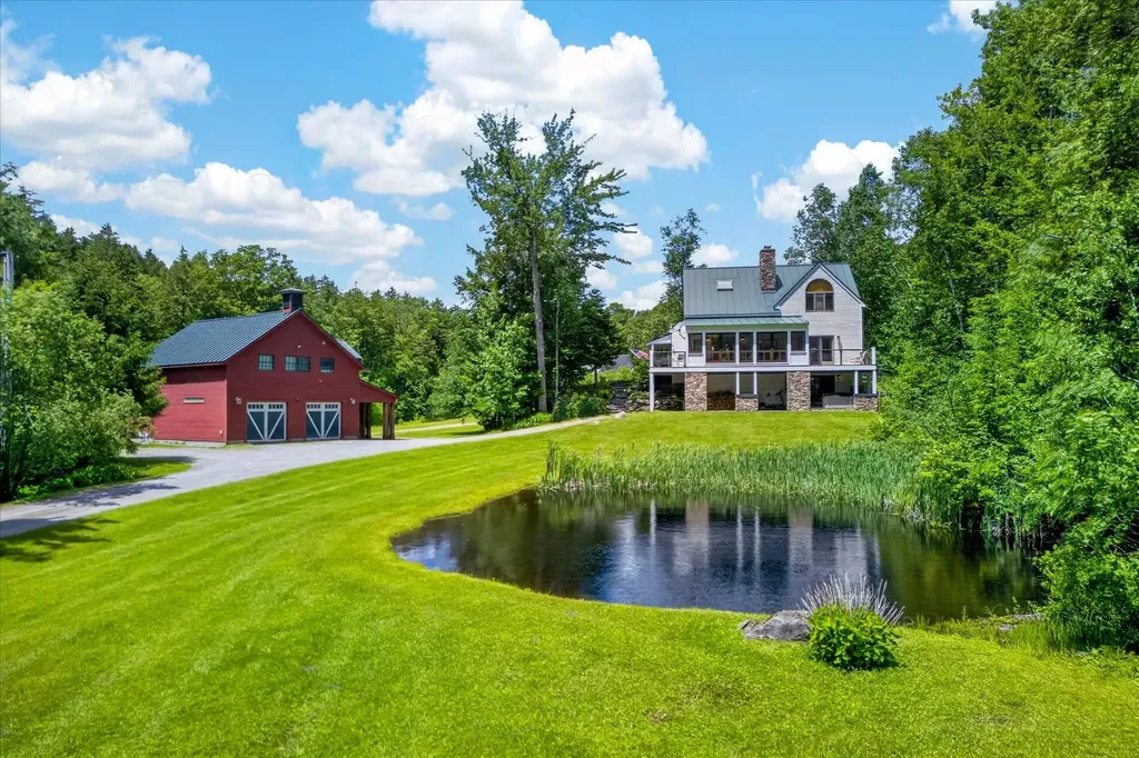 1949 South Road Peru VT 05152