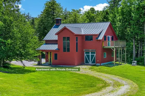 1949 South Road Peru VT 05152