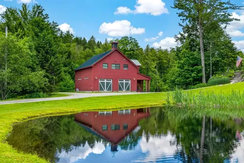 1949 South Road Peru VT 05152