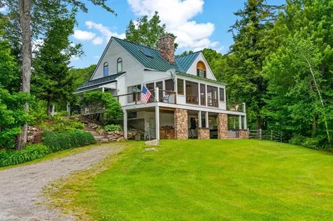 1949 South Road Peru VT 05152