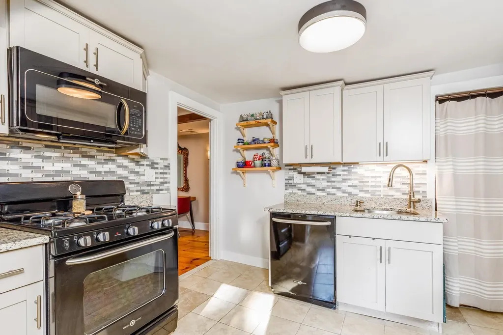 145 Cabot Street Portsmouth NH 03801