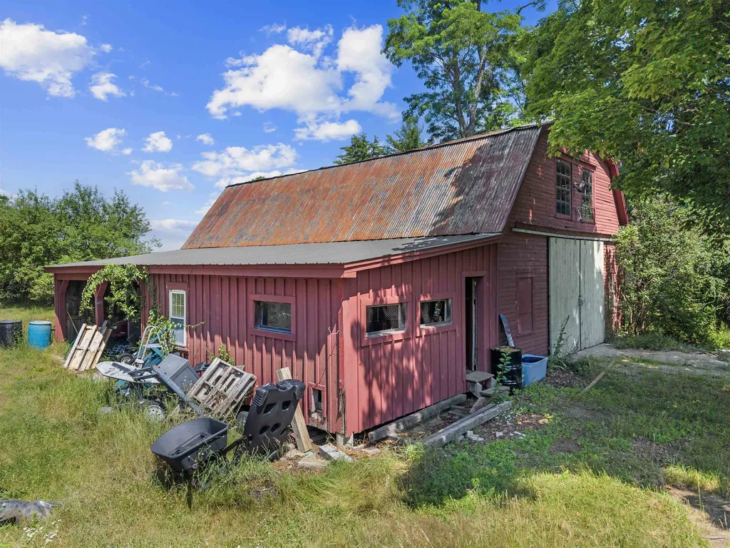 385 Burnham Intervale Road Hopkinton NH 03229