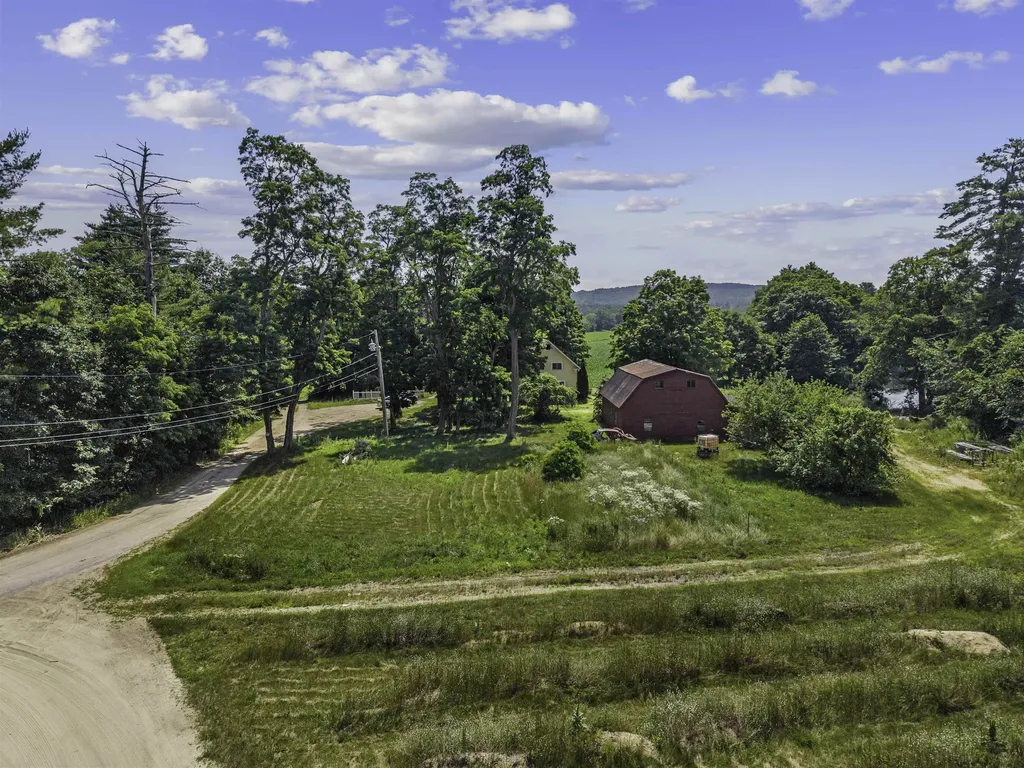 385 Burnham Intervale Road Hopkinton NH 03229