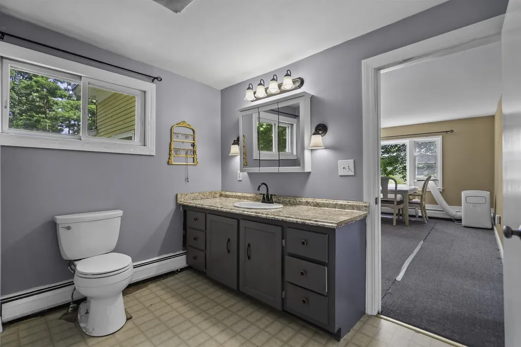 385 Burnham Intervale Road Hopkinton NH 03229