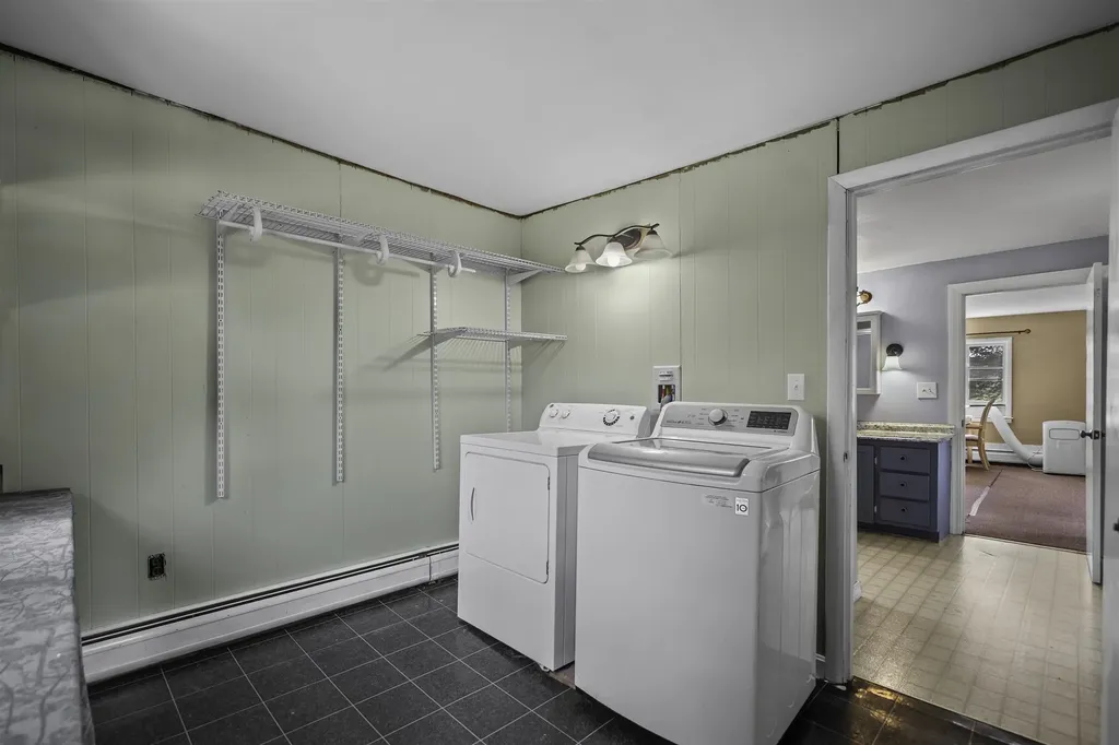 385 Burnham Intervale Road Hopkinton NH 03229