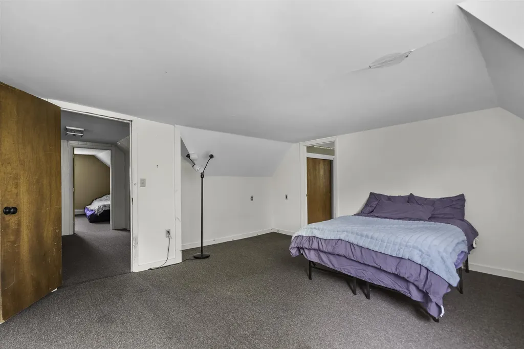 385 Burnham Intervale Road Hopkinton NH 03229