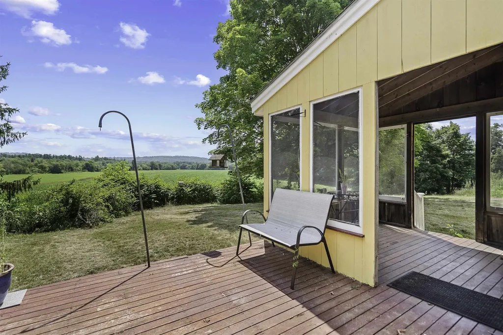 385 Burnham Intervale Road Hopkinton NH 03229