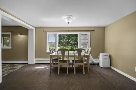 385 Burnham Intervale Road Hopkinton NH 03229