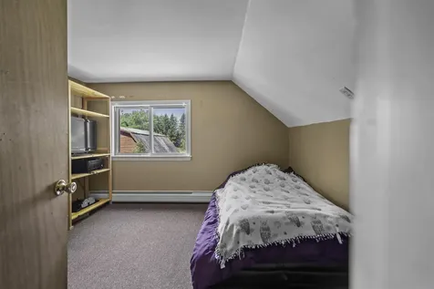 385 Burnham Intervale Road Hopkinton NH 03229