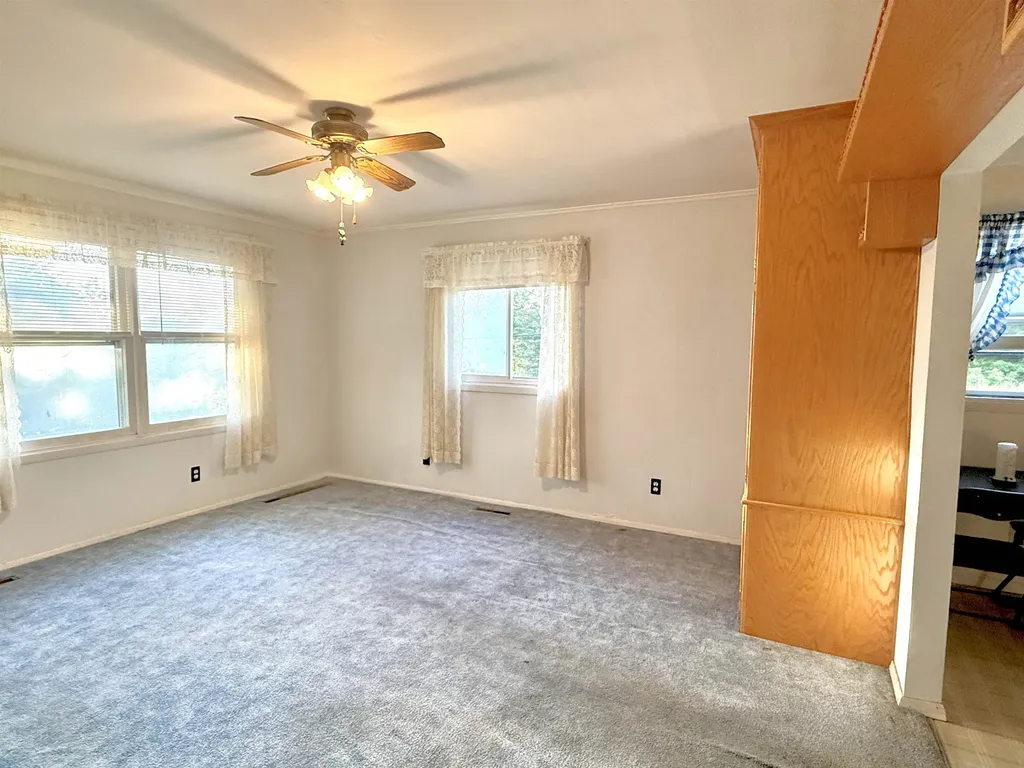 112 High Street Lyndon VT 05851