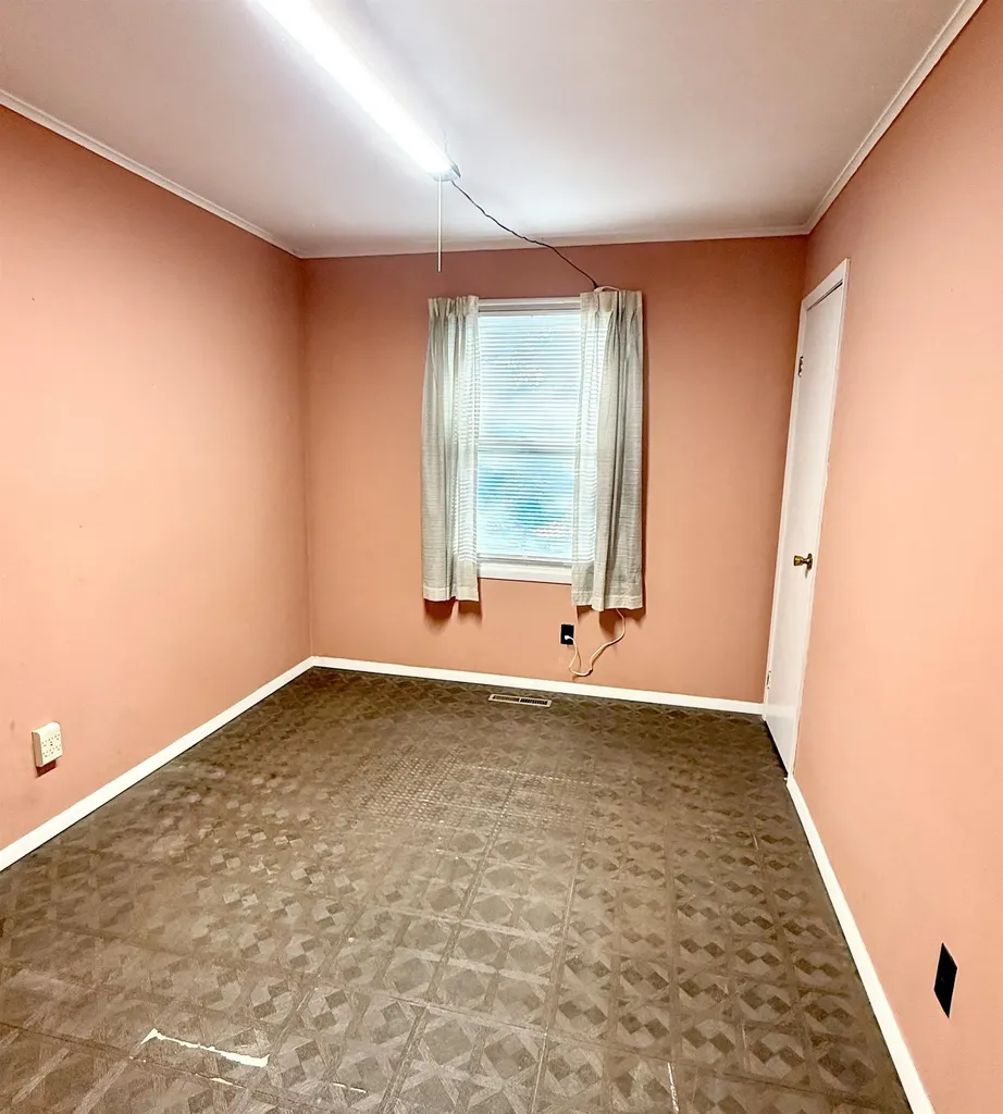 112 High Street Lyndon VT 05851