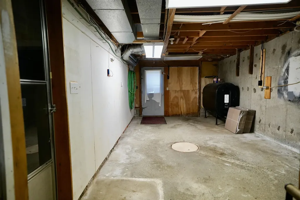 112 High Street Lyndon VT 05851