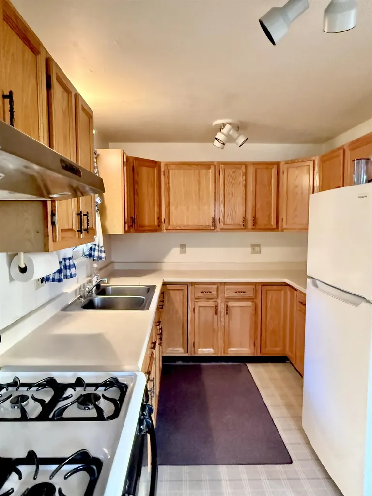 112 High Street Lyndon VT 05851