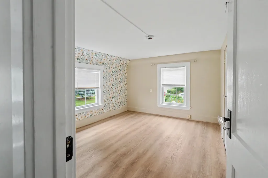 184 Echo Avenue Portsmouth NH 03081