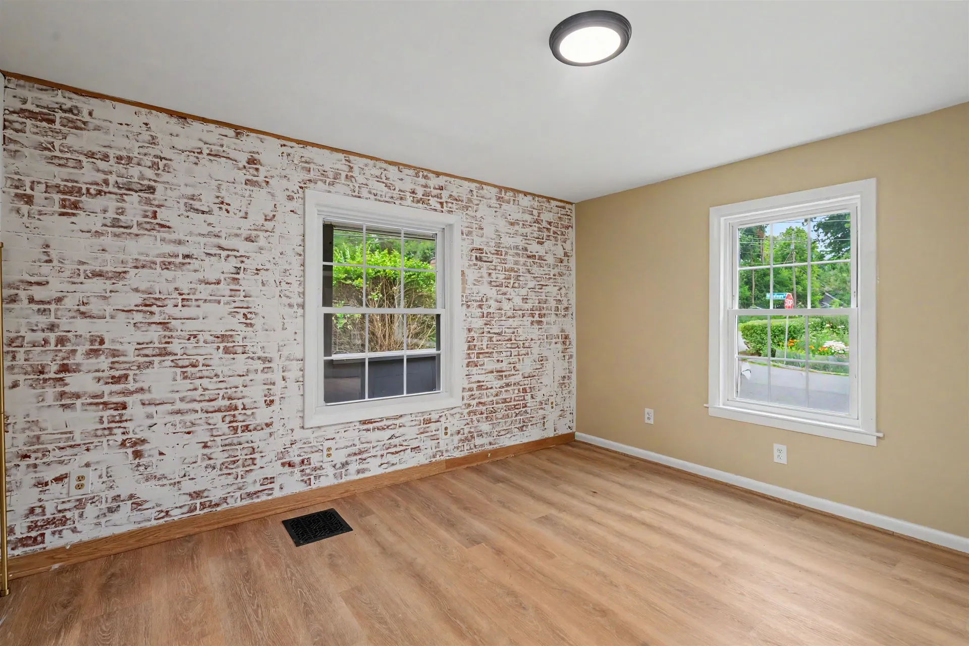 184 Echo Avenue Portsmouth NH 03081