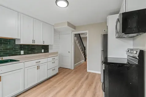 184 Echo Avenue Portsmouth NH 03081