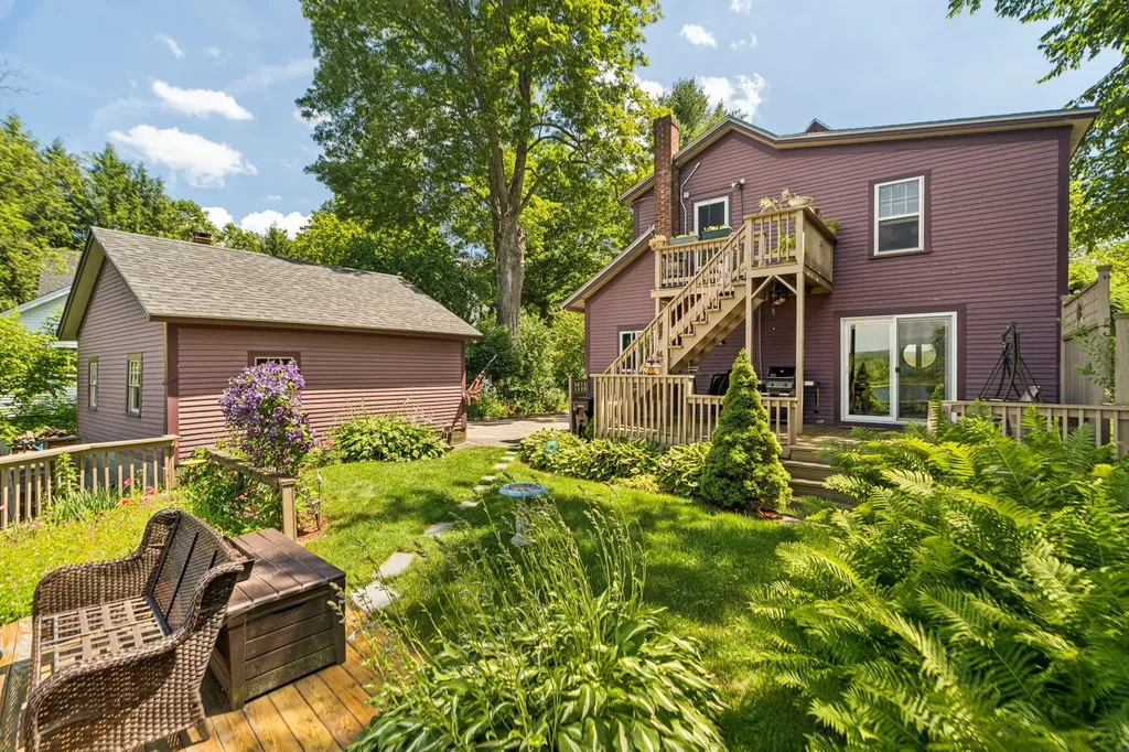 6 Pine Street Windsor VT 05089
