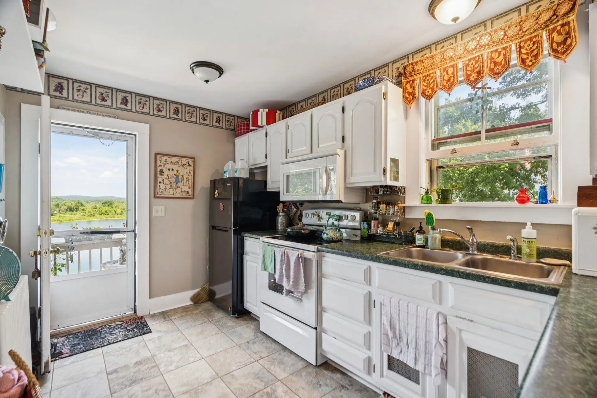 6 Pine Street Windsor VT 05089