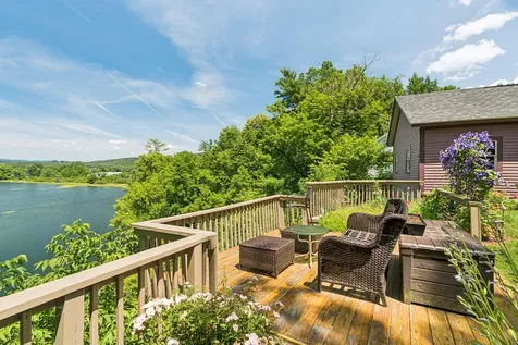 6 Pine Street Windsor VT 05089