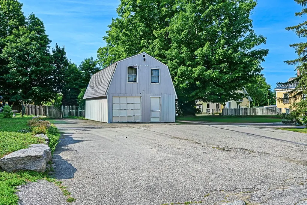 495 Concord Street Manchester NH 03104